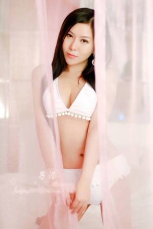 激情舌吻湿吻伸舌头_国产剧超清在线观看