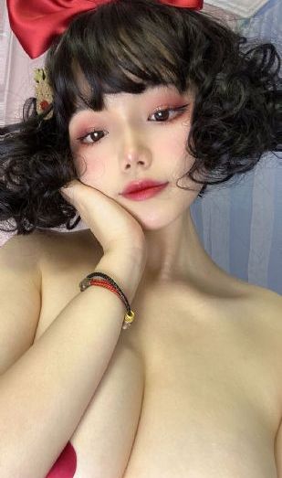 美脚踩踏社区l我恋美脚社_青苹果乐园免费高清观看